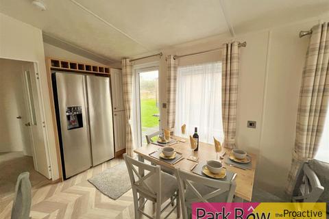 2 bedroom park home for sale, Simonscales Lane, Cockermouth