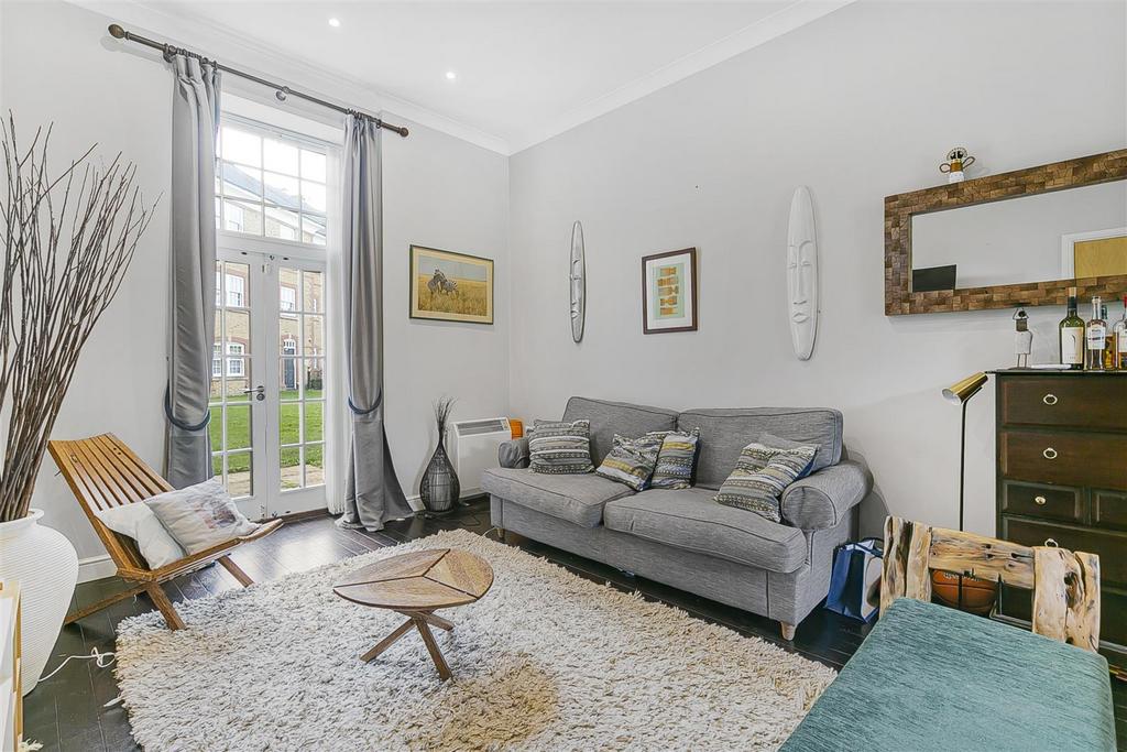 Blackwell Close, Winchmore Hill, London 2 bed flat for sale £475,000