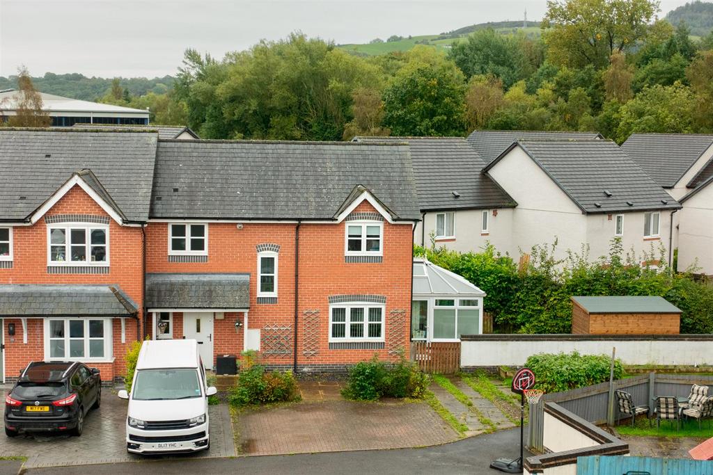 Maes Myllin, Llanfyllin 3 bed house for sale £234,995