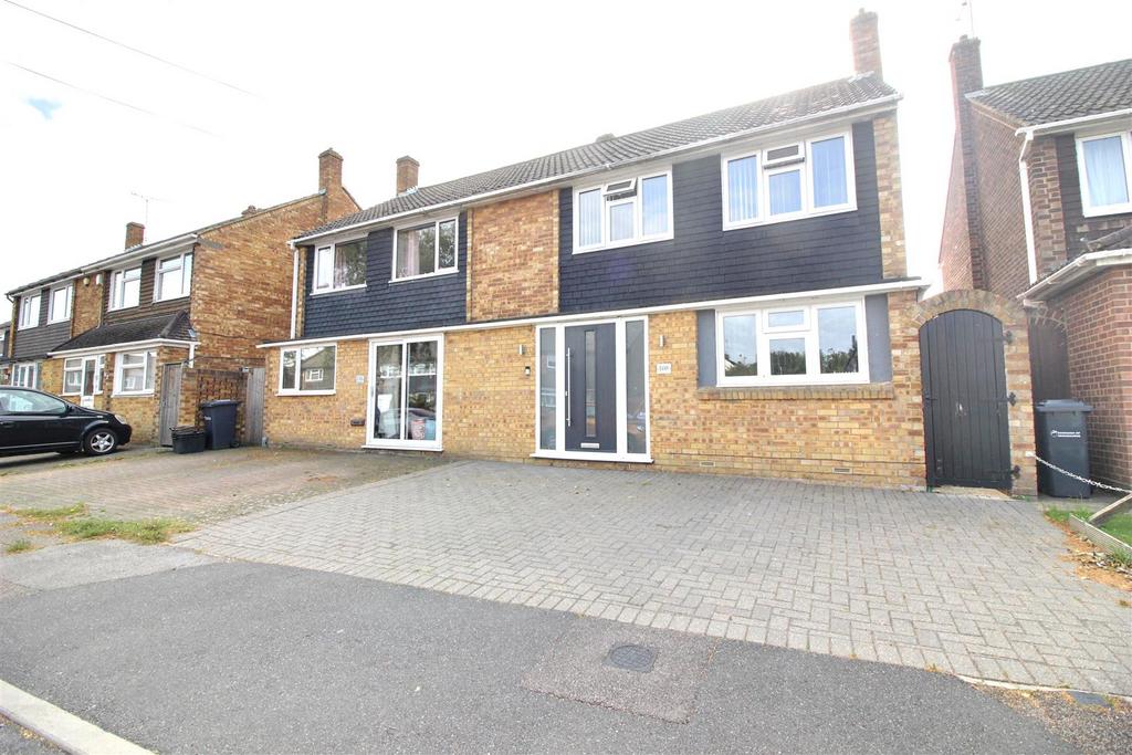 Prospect Road, Cheshunt 3 bed semidetached house £495,000