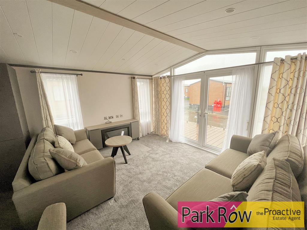 Simonscales Lane, Cockermouth 2 bed park home for sale £110,000