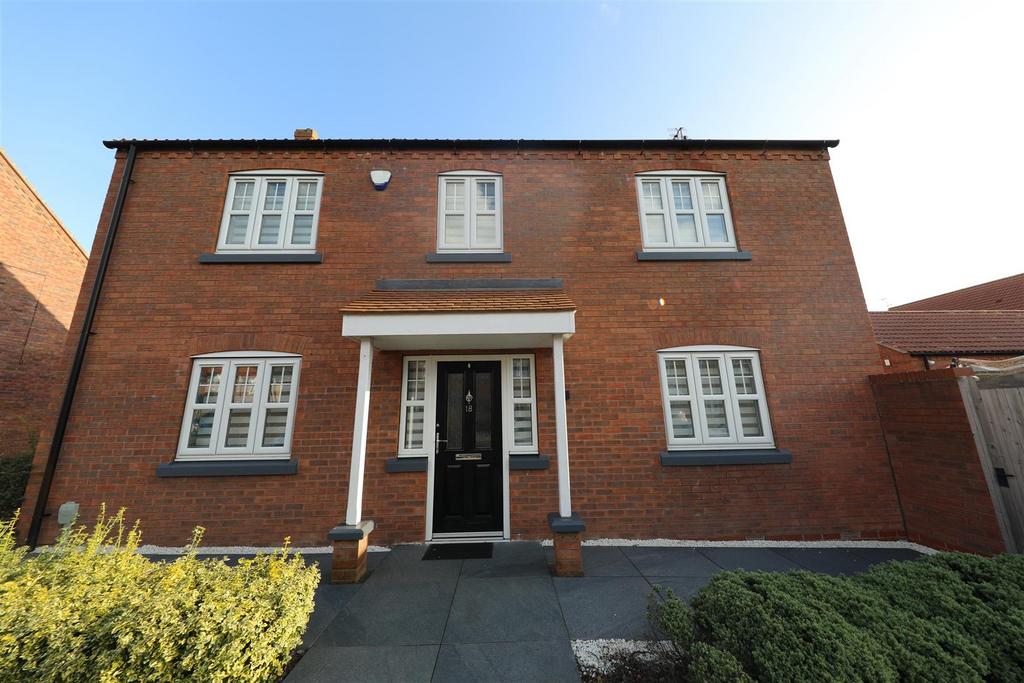 New Forest Way, Kingswood, Hull 4 bed detached house for sale £350,000
