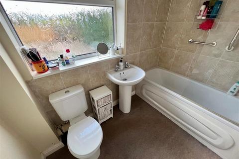 25 Boscobel Road, Shirley, Solihull, B90 4JY