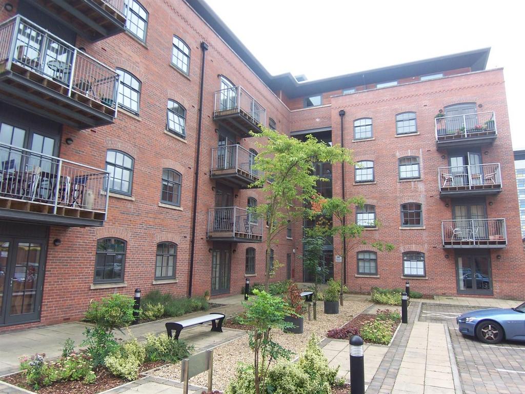 Home Piccadilly Village 2 bed apartment £1,300 pcm (£300 pw)