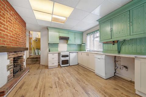 32a Samos Road, Anerley, London, SE20 7TU