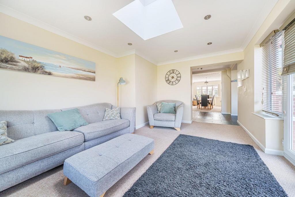 2nd view GARDEN ROOM.jpg