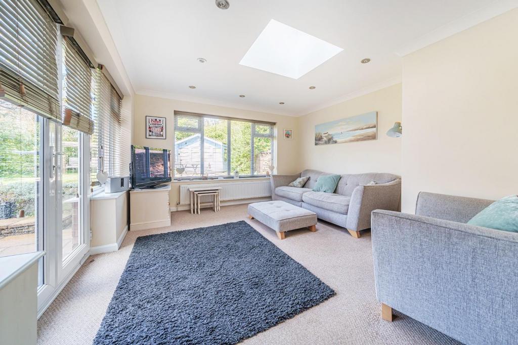 GARDEN ROOM.jpg