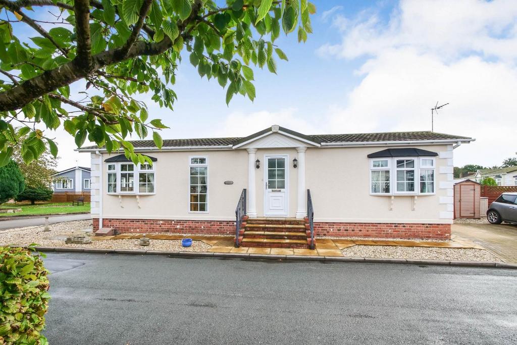 Cundall Drive, Acaster Malbis, York 2 bed park home for sale £140,000