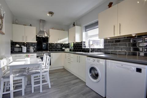 122 21st Avenue, Hull, HU6 8HB