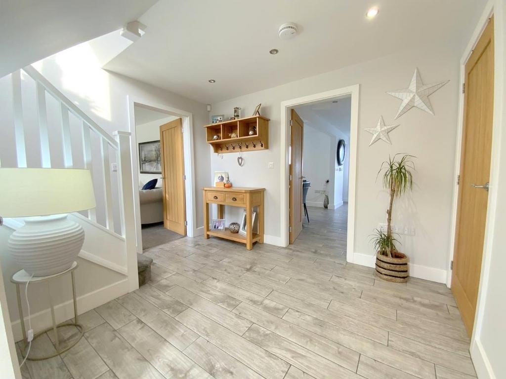 Humberston Road, Tetney 4 bed semidetached house for sale £340,000