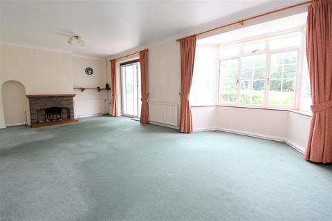 22 Stonelea Road, Hemel Hempstead, HP3 9JY