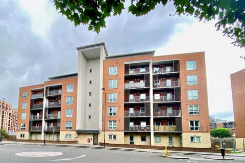 2 bedroom apartment for sale, Park Lane Plaza, Liverpool