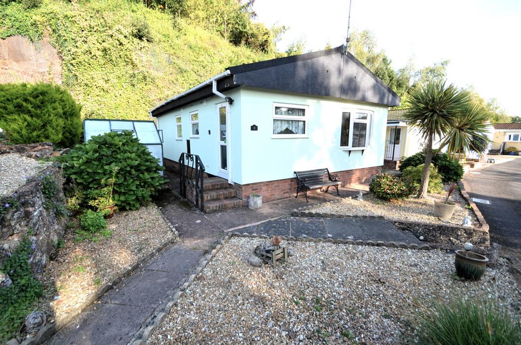 Exonia Park, Exeter EX2 2 bed park home for sale £130,000