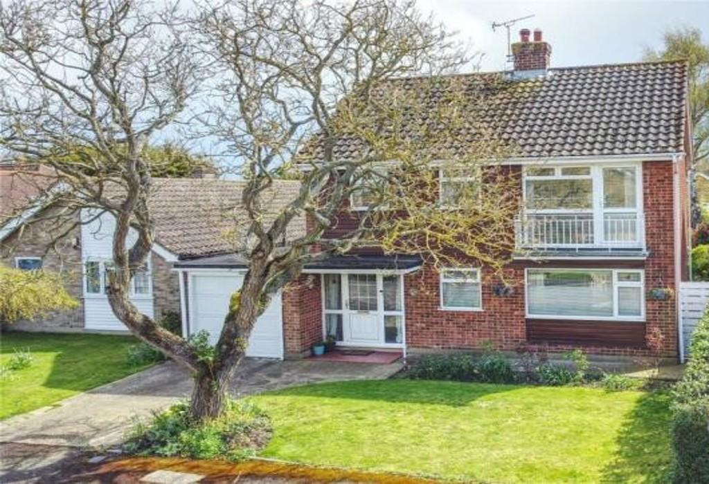 Barnfield Close, Swanley, Kent 3 bed detached house for sale £600,000