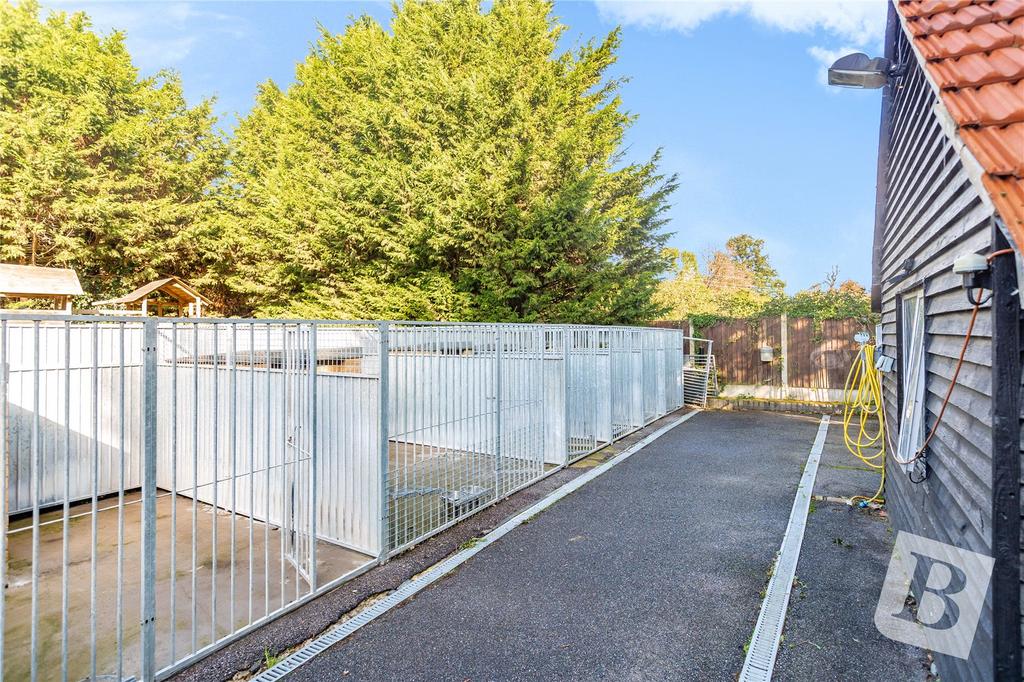 Open Air Kennels
