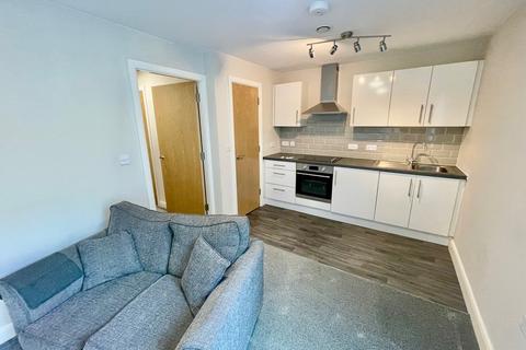 2 bedroom flat to rent, Skinner Lane, Leeds, West Yorkshire, UK, LS7