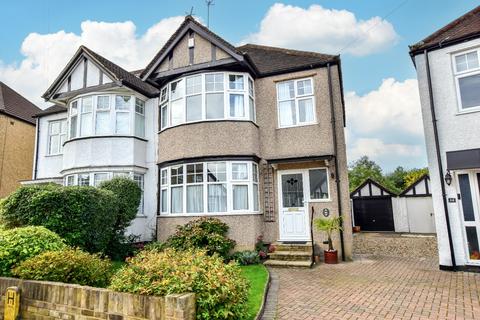 16 Talbot Avenue, Watford, WD19 4AX