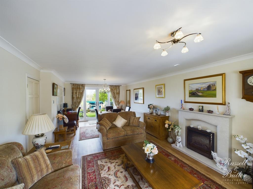 Cam02127 g0 pr0141 still009