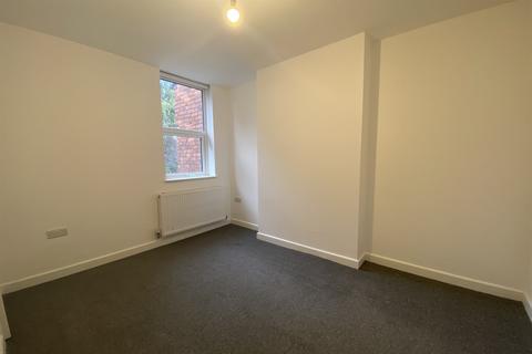 2 bedroom terraced house to rent, Albert Avenue, Bobbersmill, NG8 5BE