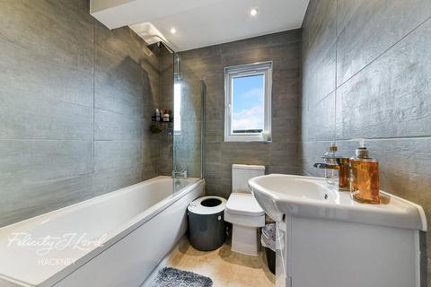 Flat 4, 115 Downs Road, London, E5 8DA