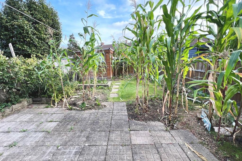 17 Kingston Crescent Gdn