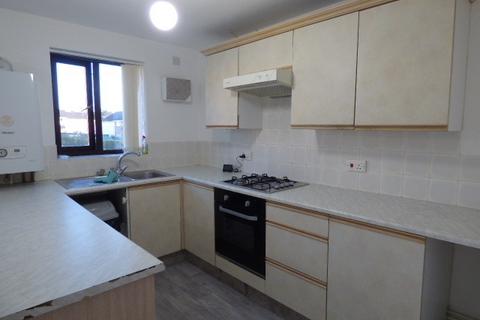 1 bedroom flat to rent, Westfield Court, Cinderford, GL14