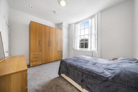 2 bedroom flat for sale, Gloucester Terrace, Bayswater