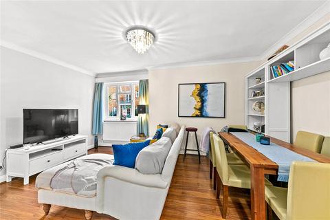 10 Kenmore Close, Richmond, TW9 3JG