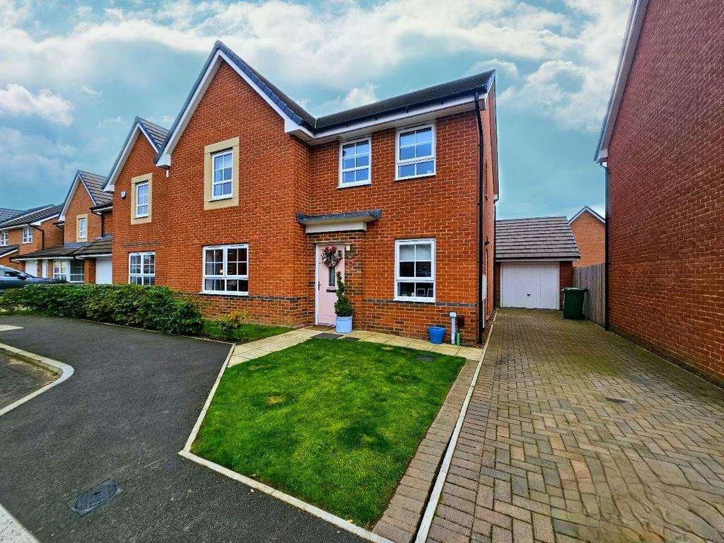 Holmes Drive, Hebburn 4 bed detached house for sale £375,000