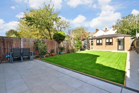 5 bedroom semi-detached house for sale, Bressey Grove, London
