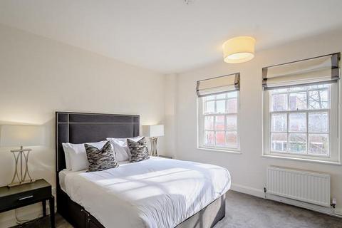 2 bedroom apartment to rent, FULHAM ROAD, CHELSEA, SW3
