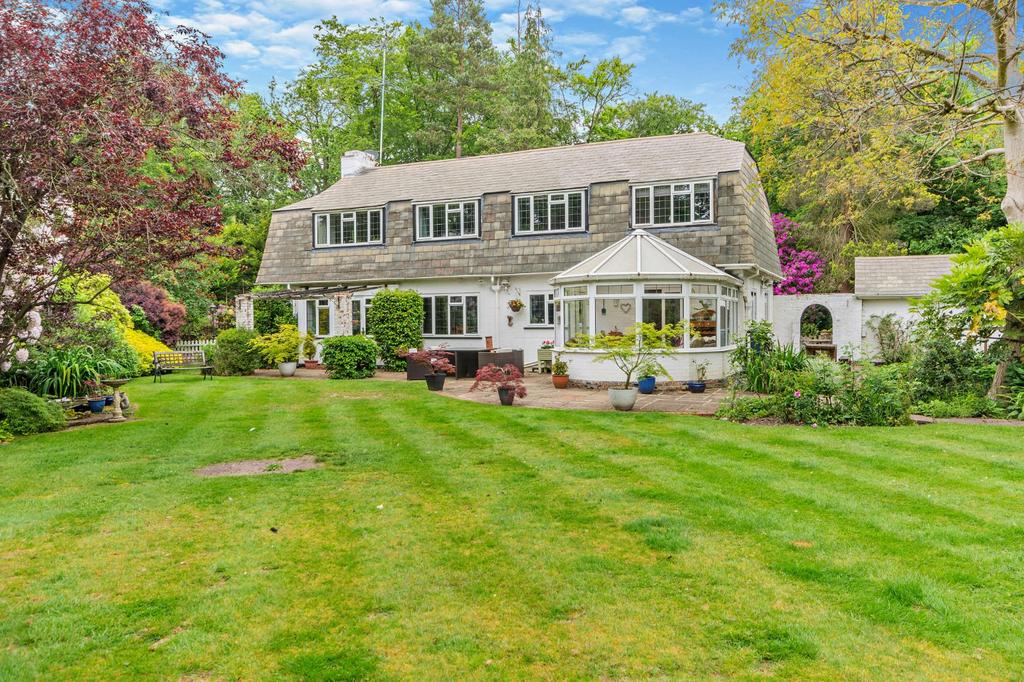 Stoke Wood, Stoke Poges, SL2 4 bed detached house for sale £1,500,000