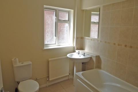 1 bedroom flat to rent, Victoria Road, Fenny Stratford, Milton Keynes, MK2