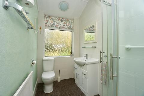 2 Alberta Road, Erith, DA8 3NA