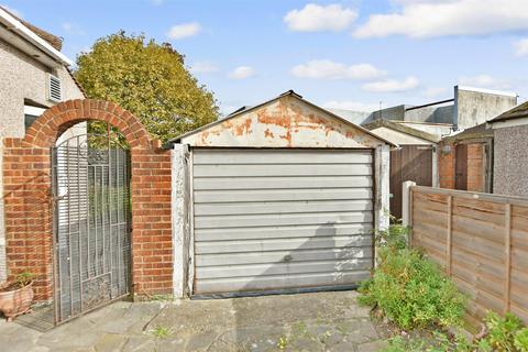 2 Alberta Road, Erith, DA8 3NA