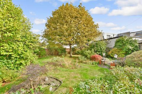 2 Alberta Road, Erith, DA8 3NA