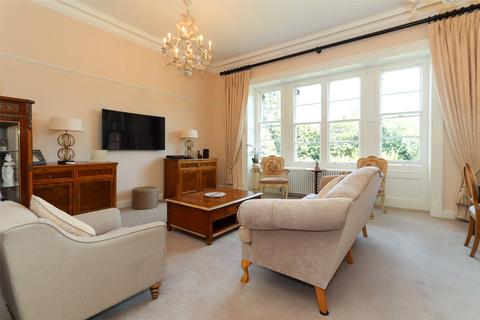 1 bedroom apartment for sale, The Cedars, Cedars Village, Chorleywood, Hertfordshire, WD3