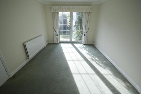 undefined, Saracen Close, Pennington, Hampshire, SO41 8AT