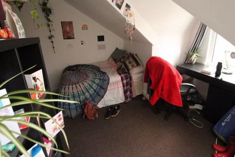 Brudenell Mount, Leeds