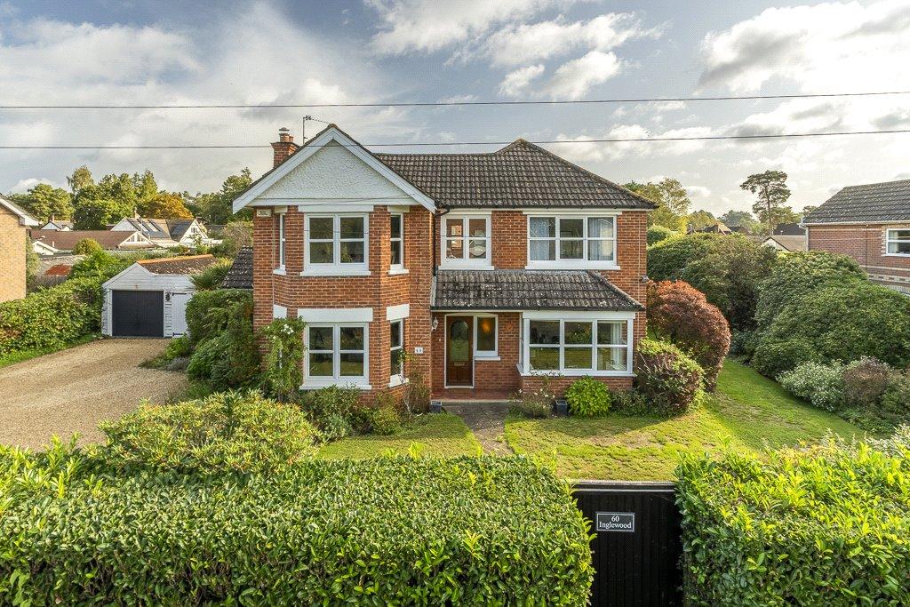 Ashurst Road, West Moors, Ferndown, Dorset, BH22 4 bed detached house