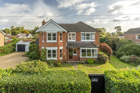 60 Ashurst Road, West Moors, Ferndown, BH22 0LS