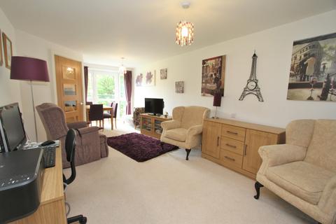 1 bedroom retirement property for sale, Jevington Gardens, Eastbourne BN21