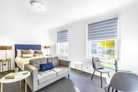 Studio to rent - Gloucester Crescent, NW1