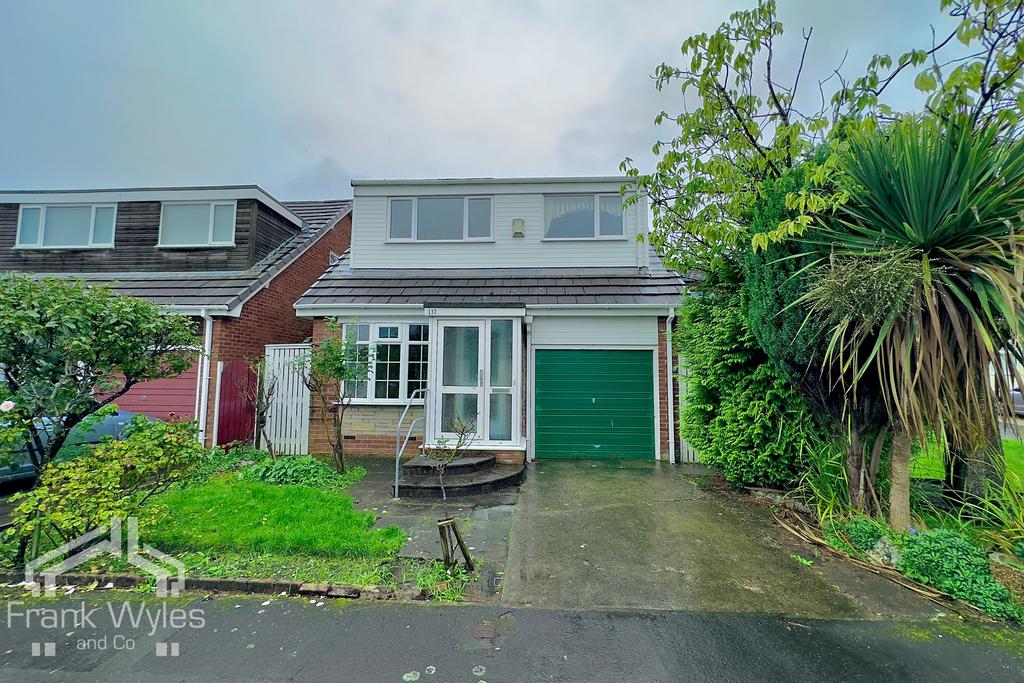 South Park, Lytham 3 bed detached house £1,000 pcm (£231 pw)