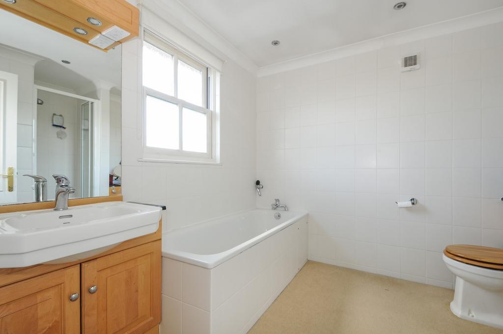Ensuite Bathroom