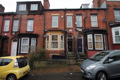 6 bedroom house to rent, Ebberston Terrace, Leeds