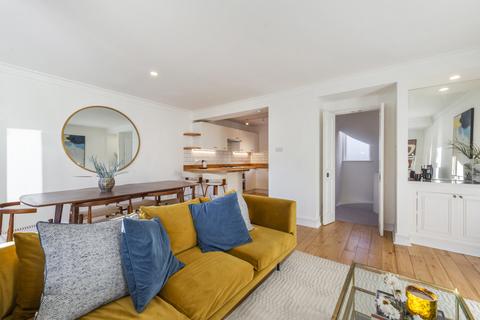 4 bedroom mews for sale - Nelsons Yard, London
