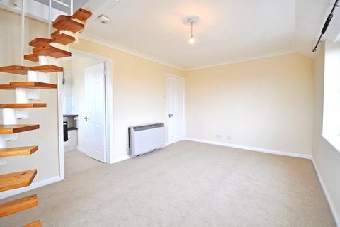 2 bedroom apartment to rent, Alpha Street South, Slough, Berkshire, SL1