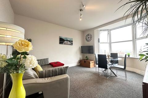 2 bedroom apartment to rent, South Way, Newhaven