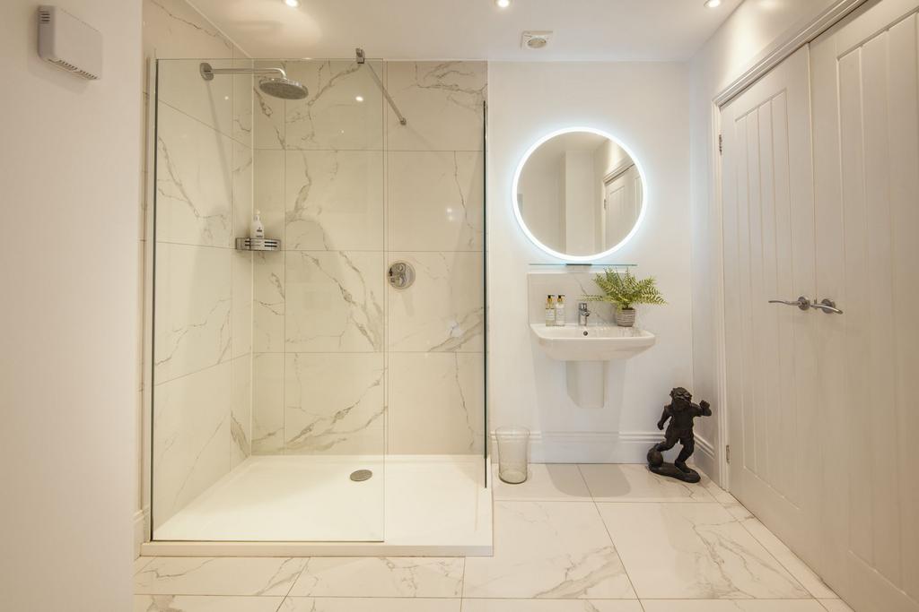 Bidders House Bedroom 2 ensuite